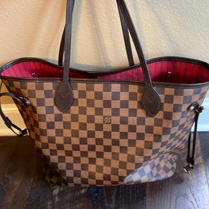Louis Vuitton Neverfull bag